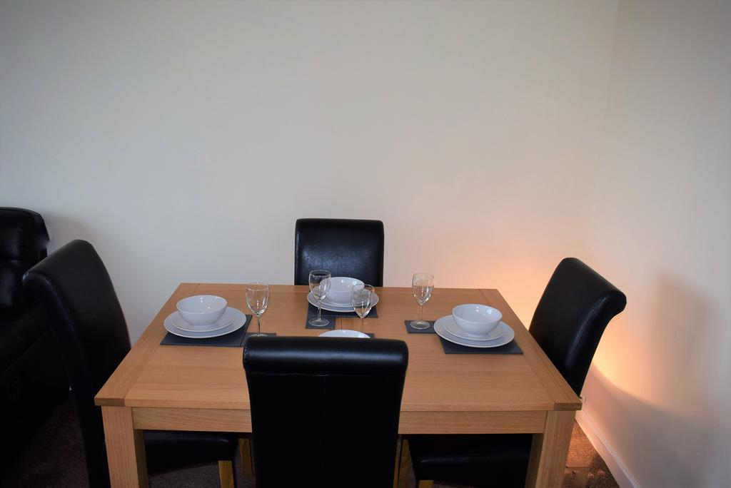 Kelpies Serviced Apartments Macgregor- 2 Bedrooms Grangemouth Exterior photo